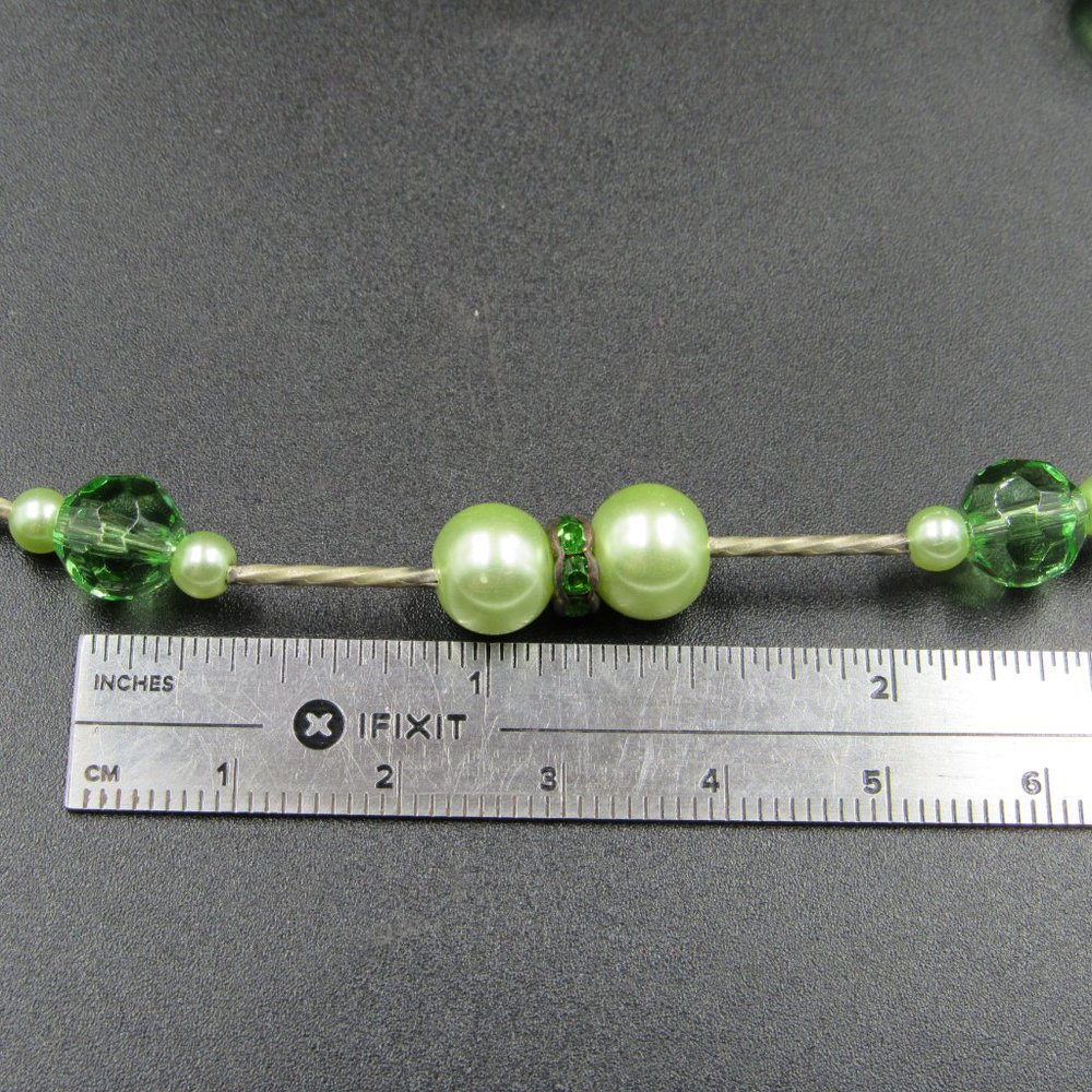 18 Inch Sterling Silver Green Crystal And Faux Pearl Necklace - Picture 3 of 4